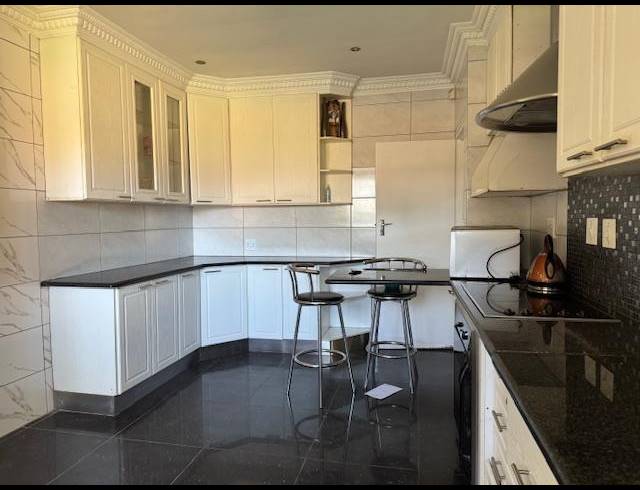 3 BEDROOM PROPERTY TO RENT IN MAYBERRY PARK